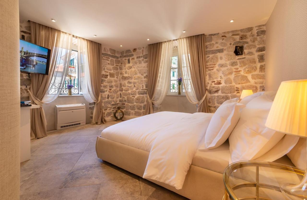 Apartments Hun Kotor Ngoại thất bức ảnh